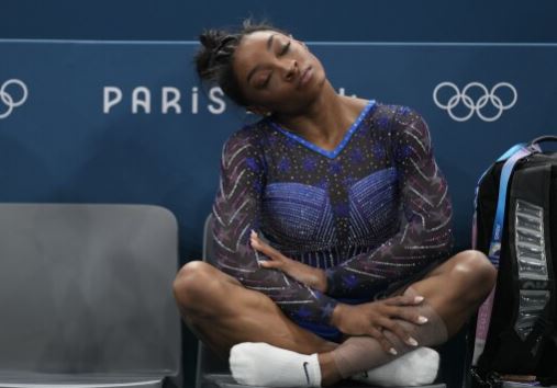 Beyond the Podium: Celebrity Simone Biles’ Triumph Over Hypermobility Syndrome in Elite Gymnastics